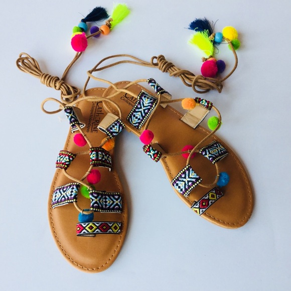 Catherine Malandrino Shoes - NWOT Pom Lace Up Sandals CATHERINE MALANDRINO 6.5